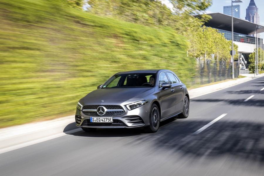  Mercedes-Benz A250 e AMG Line (W177) 2019 года  (WW) (фото 1 из 18)
